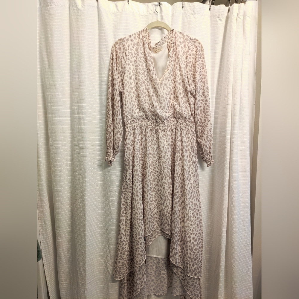 White Leopard Print Bohme dress Size Large